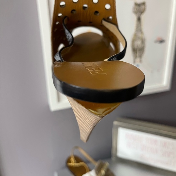 Fendi size 37.5 shoes - Picture 9 of 10